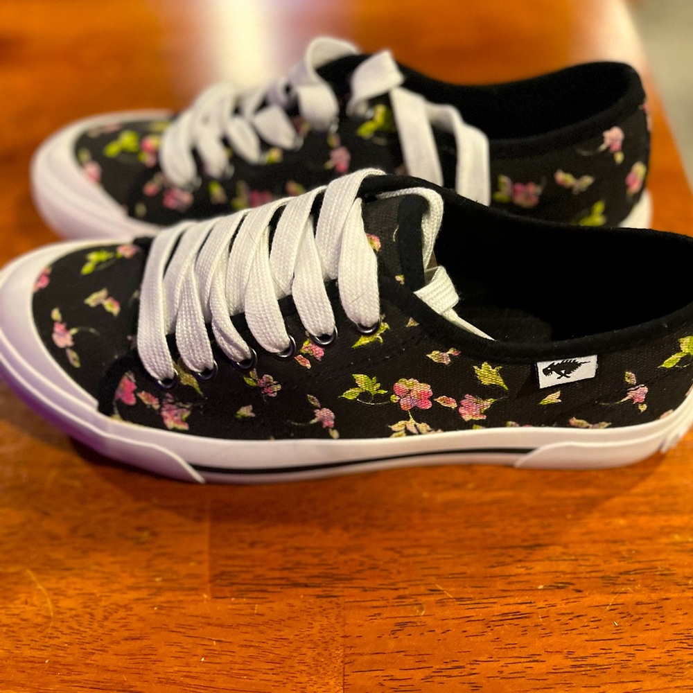 Rocket Dog Floral Sneakers